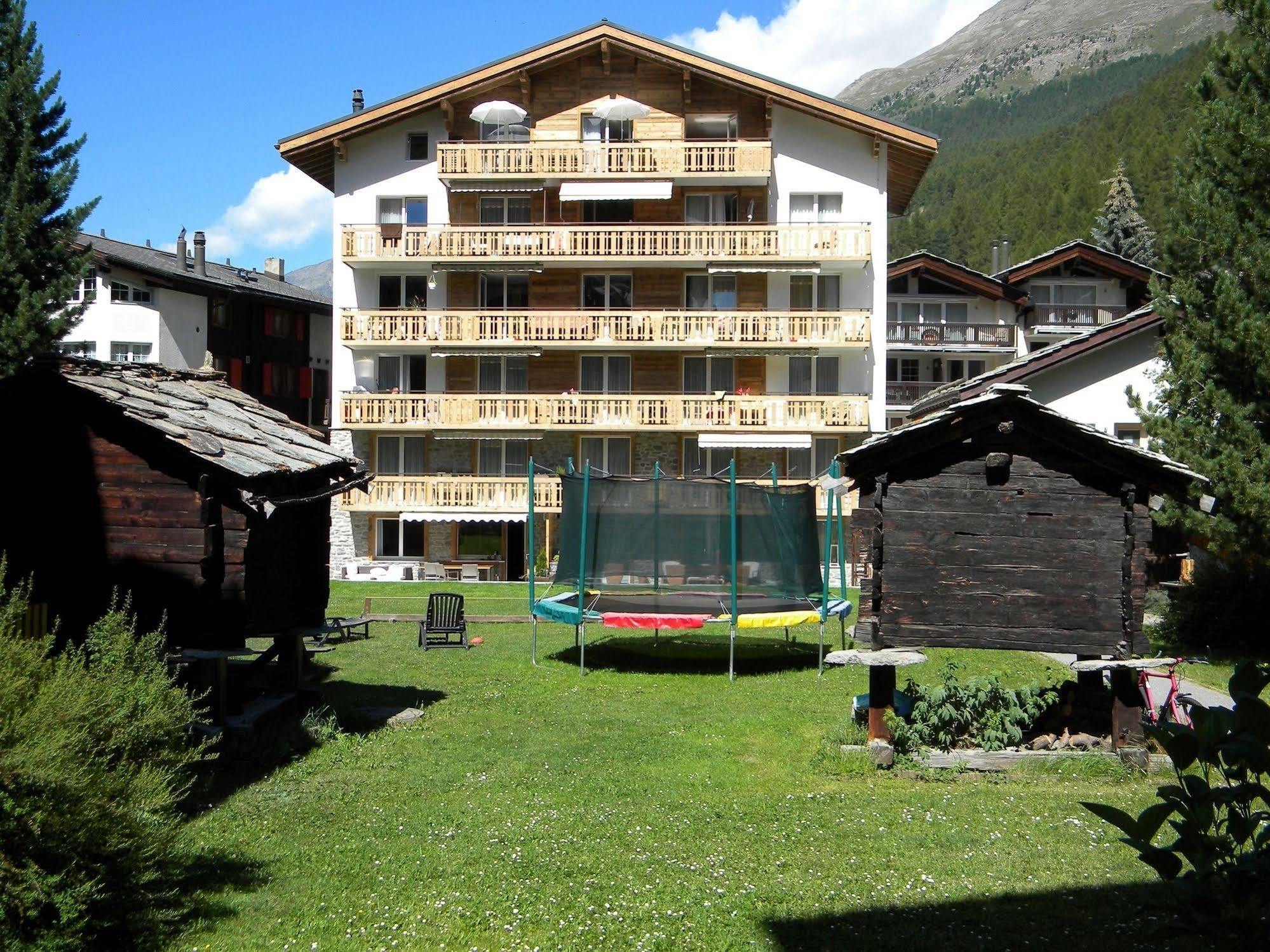 Ferienhaus Matterhorngruss Zermatt Extérieur photo